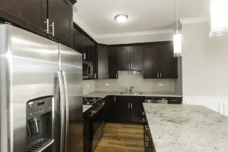 Propiedad en alquiler con 4 habitaciones y 2.5 baños en Chicago