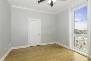 Propiedad en alquiler con 4 habitaciones y 2.5 baños en Chicago