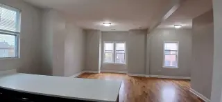 Propiedad en alquiler con 3 habitaciones y 1.5 baños en Chicago