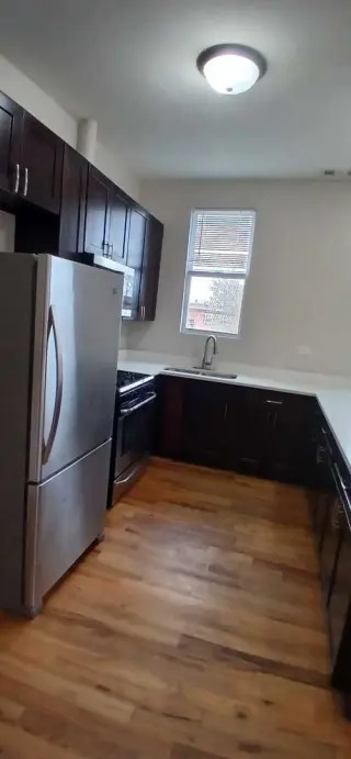 Propiedad en alquiler con 3 habitaciones y 1.5 baños en Chicago