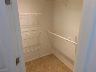 Propiedad en alquiler con 4 habitaciones y 3 baños en Burlington