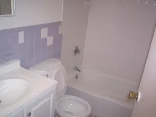 Propiedad en alquiler con 0 habitaciones y 1 baño en Quincy