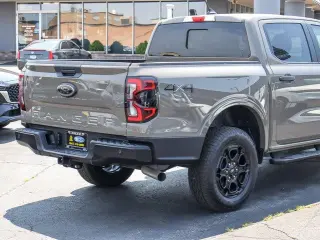 Ford Ranger 2025 4x4 XLT 4dr SuperCrew 5.0 ft. SB