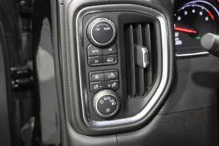 Chevrolet Silverado 1500 2021 4x4 RST 4dr Crew Cab 5.8 ft. SB