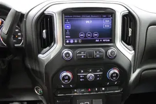 Chevrolet Silverado 1500 2021 4x4 RST 4dr Crew Cab 5.8 ft. SB