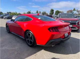 Ford Mustang 2024 EcoBoost 2dr Fastback