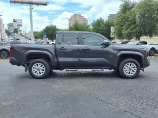 Toyota Tacoma 2024 4x2 SR5 4dr Double Cab 5.0 ft SB