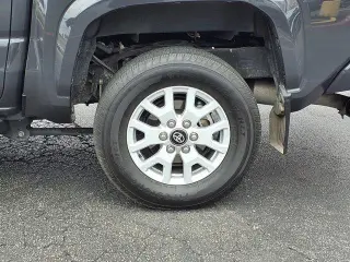 Toyota Tacoma 2024 4x2 SR5 4dr Double Cab 5.0 ft SB