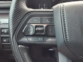 Toyota Tacoma 2024 4x2 SR5 4dr Double Cab 5.0 ft SB