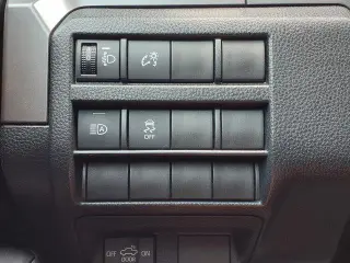 Toyota Tacoma 2024 4x2 SR5 4dr Double Cab 5.0 ft SB