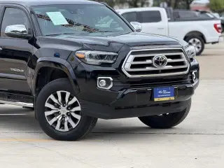 Toyota Tacoma 2023 4x2 Limited 4dr Double Cab 5.0 ft SB