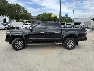 Toyota Tacoma 2023 4x2 Limited 4dr Double Cab 5.0 ft SB