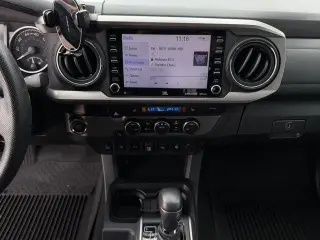 Toyota Tacoma 2023 4x2 Limited 4dr Double Cab 5.0 ft SB