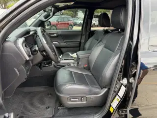 Toyota Tacoma 2023 4x2 Limited 4dr Double Cab 5.0 ft SB