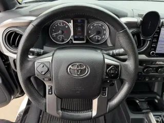 Toyota Tacoma 2023 4x2 Limited 4dr Double Cab 5.0 ft SB