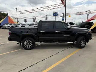 Toyota Tacoma 2023 4x2 Limited 4dr Double Cab 5.0 ft SB