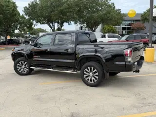 Toyota Tacoma 2023 4x2 Limited 4dr Double Cab 5.0 ft SB