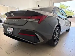 Hyundai ELANTRA 2024 SEL 4dr Sedan