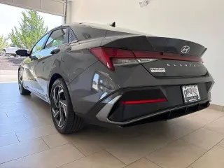 Hyundai ELANTRA 2024 SEL 4dr Sedan