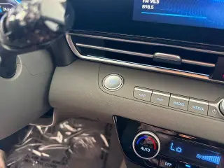 Hyundai ELANTRA 2024 SEL 4dr Sedan