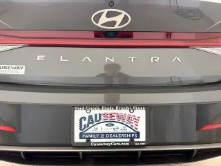 Hyundai ELANTRA 2024 SEL 4dr Sedan