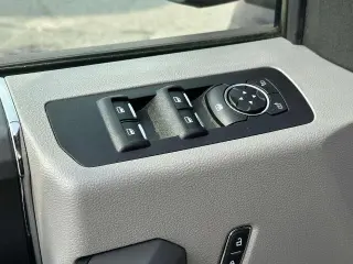 Ford F-150 2016 4x4 XLT 4dr SuperCrew 5.5 ft. SB
