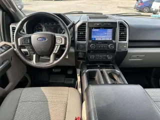 Ford F-150 2016 4x4 XLT 4dr SuperCrew 5.5 ft. SB
