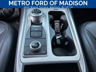Ford Explorer 2022 AWD XLT 4dr SUV
