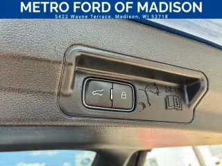 Ford Explorer 2022 AWD XLT 4dr SUV