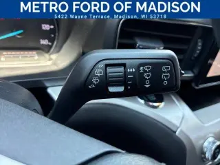 Ford Explorer 2022 AWD XLT 4dr SUV