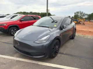 Tesla Model Y 2023 AWD Performance 4dr Crossover