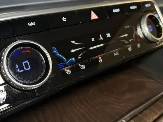 Genesis GV80 2022 AWD 3.5T 4dr SUV