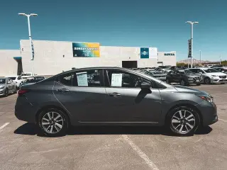 Nissan Versa 2025 SV 4dr Sedan