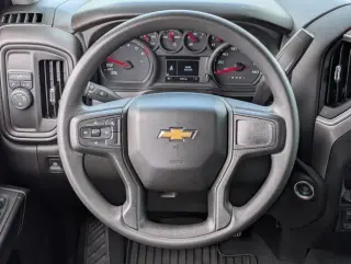 Chevrolet Silverado 1500 2026 4x2 Custom 4dr Crew Cab 5.8 ft. SB