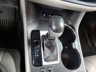 Toyota Highlander 2019 AWD XLE 4dr SUV