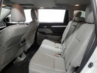 Toyota Highlander 2019 AWD XLE 4dr SUV