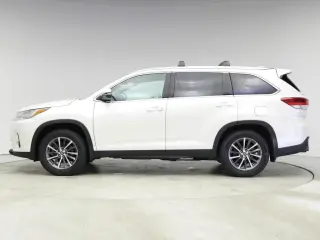 Toyota Highlander 2019 AWD XLE 4dr SUV