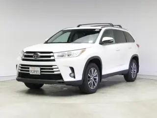 Toyota Highlander 2019 AWD XLE 4dr SUV