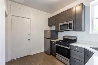 Propiedad en alquiler con 11 habitaciones y 1 baño en Chicago