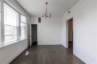 Propiedad en alquiler con 11 habitaciones y 1 baño en Chicago