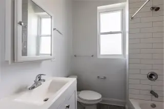 Propiedad en alquiler con 11 habitaciones y 1 baño en Chicago