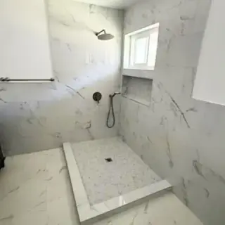 🏠 Remodela con Expertos LA