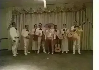 MARIACHI MÚSICA VARIABLE EN LA