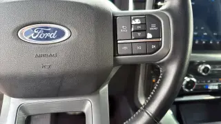 Ford F-150 2022 4x4 Lariat 4dr SuperCrew 6.5 ft. SB