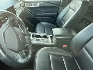 Ford Explorer 2020 AWD XLT 4dr SUV