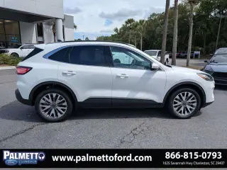 Ford Escape 2021 AWD Titanium 4dr SUV