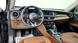 Alfa Romeo Stelvio 2021 AWD Sprint 4dr Crossover