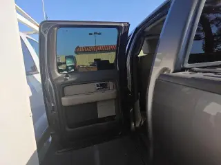 Ford F-150 2010 4x4 XLT 4dr SuperCrew Styleside 5.5 ft. SB