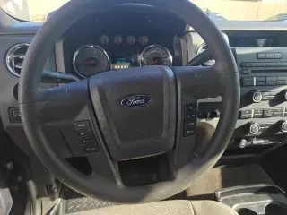 Ford F-150 2010 4x4 XLT 4dr SuperCrew Styleside 5.5 ft. SB