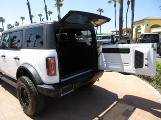 Ford Bronco 2023 4x4 Base Advanced 4dr SUV